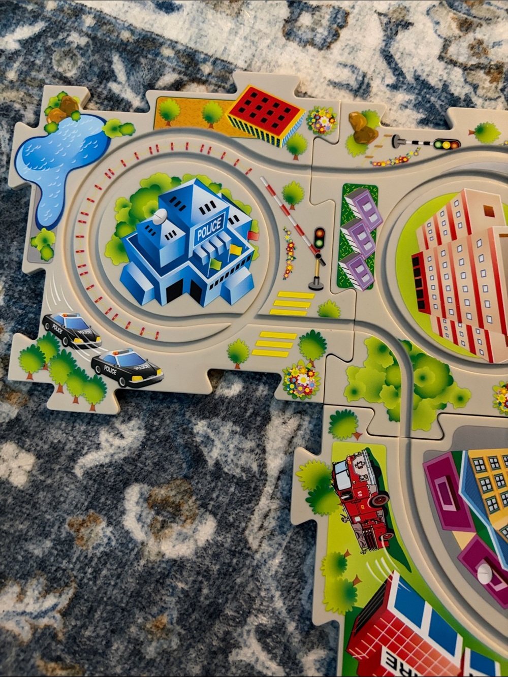 Train Puzzle Set - Picture 3 of 7